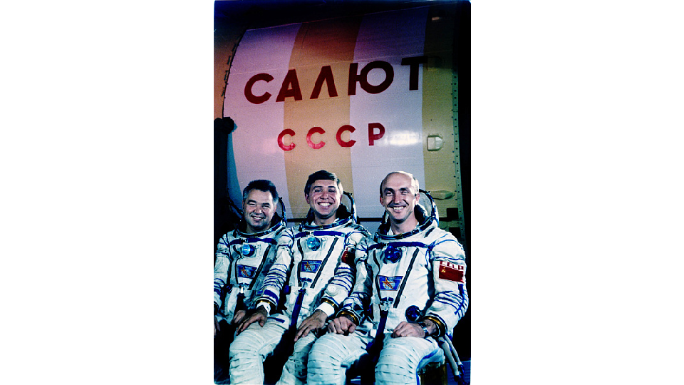 Экипаж космического корабля «Союз Т-14»